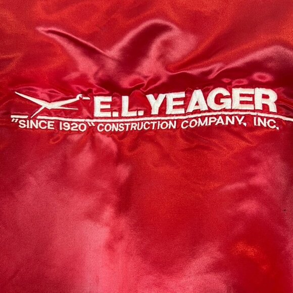 Vintage Hartwell Bomber Jacket Satin Nylon Quilted Red Embroidered Name USA - Picture 7 of 9